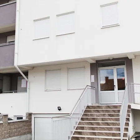 Class Apartment Brcko Exterior photo